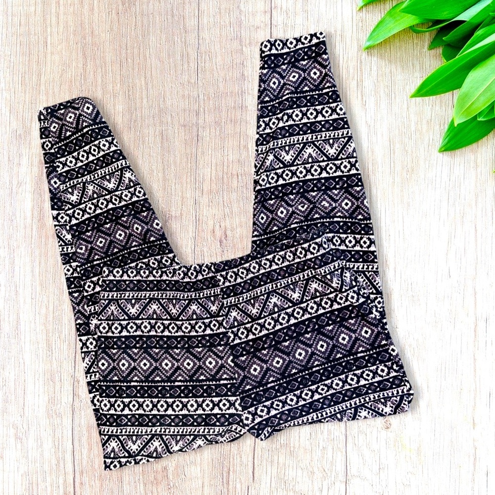FADED GLORY PURPLE BLACK & WHITE PRINTED LEGGINGS | 2XL (18W-20W)